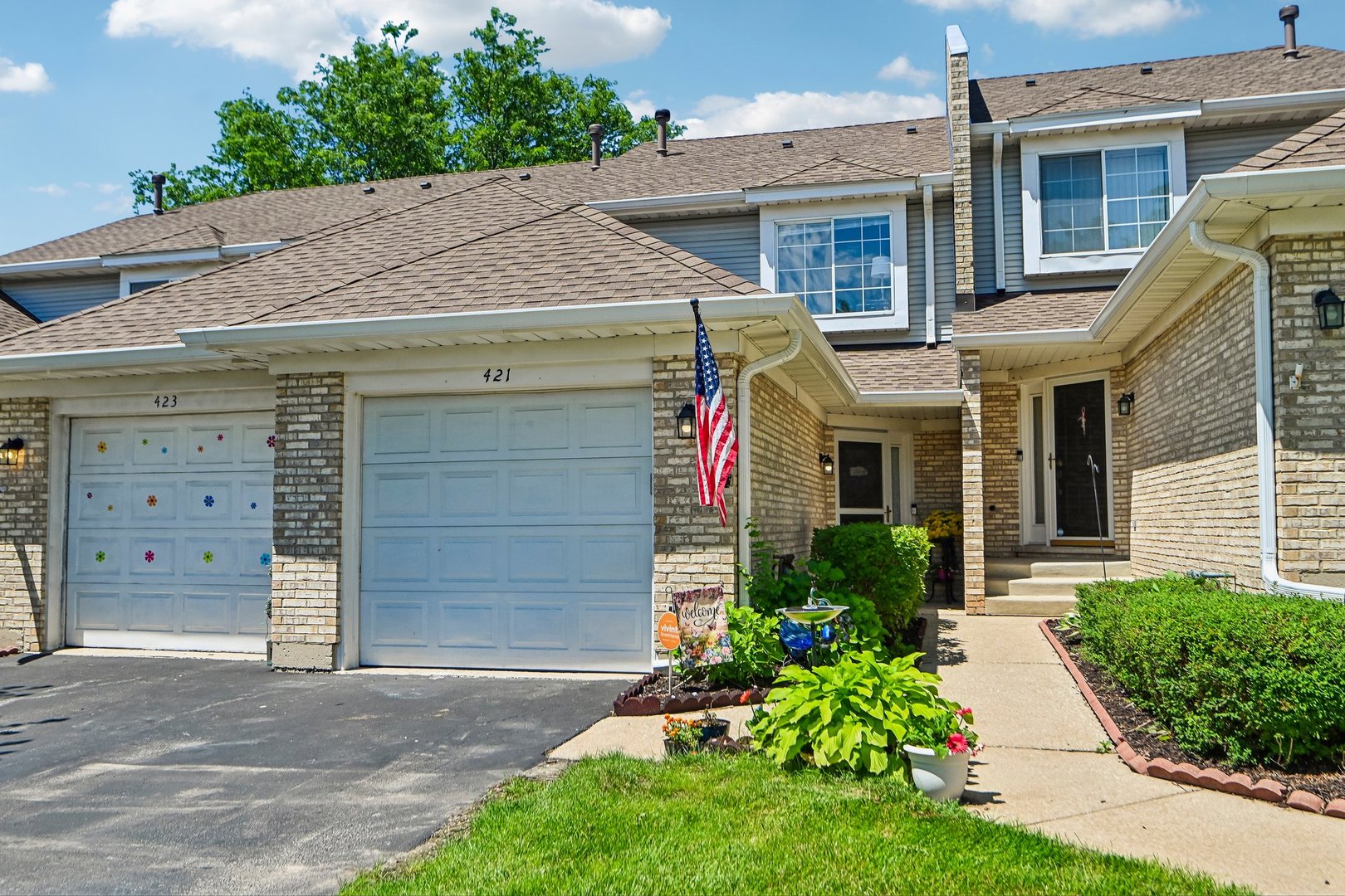 421 Lakeview Circle