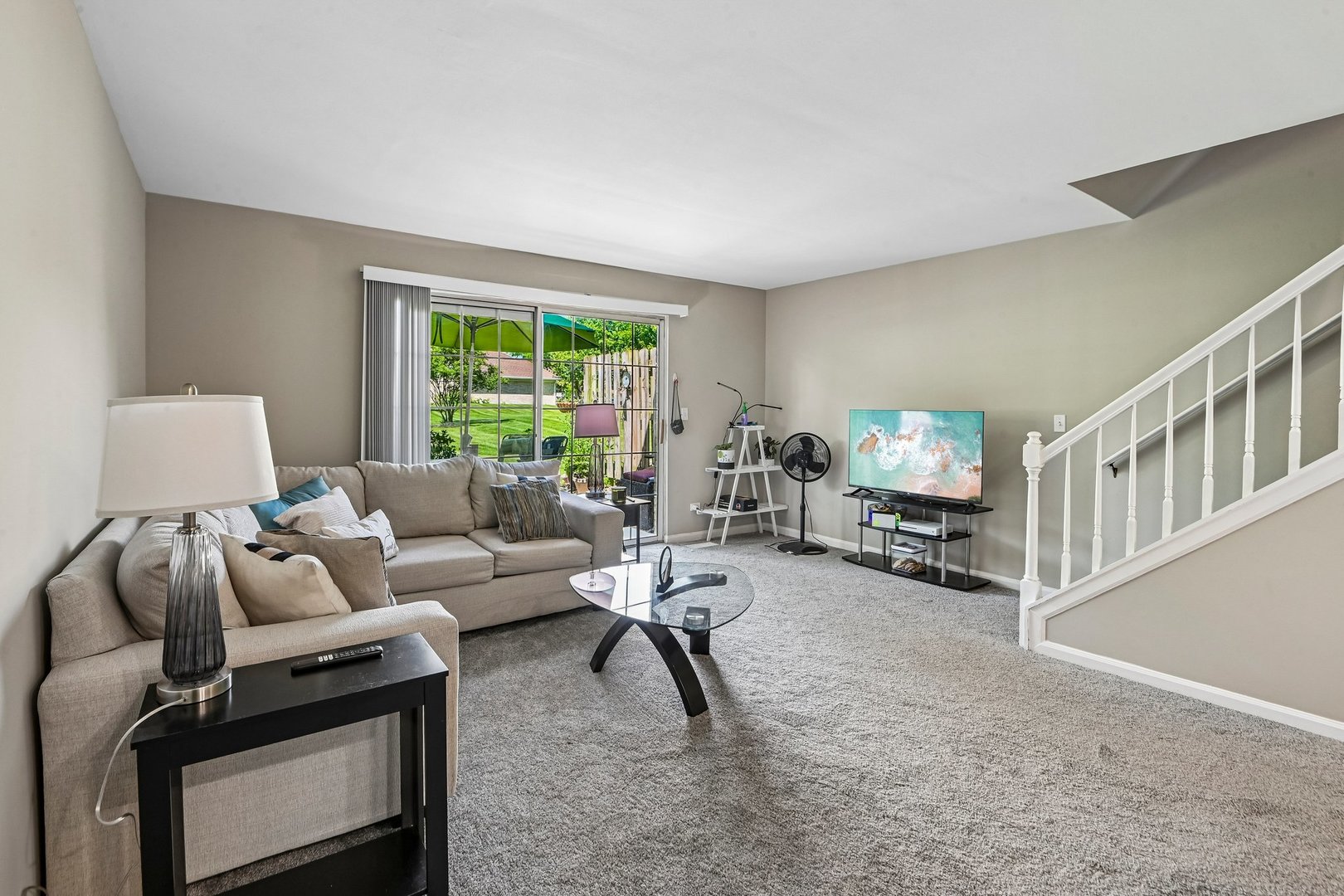 421 Lakeview Circle