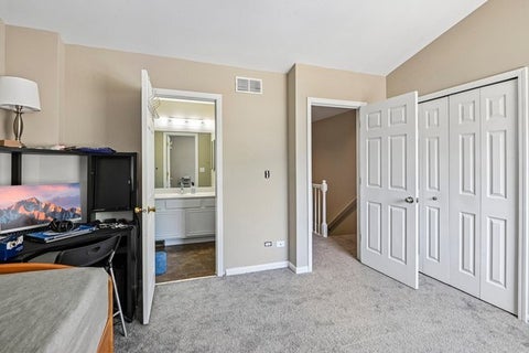 Tiny photo for 421 Lakeview Circle, Bolingbrook, IL 60440 (MLS # 12714795)