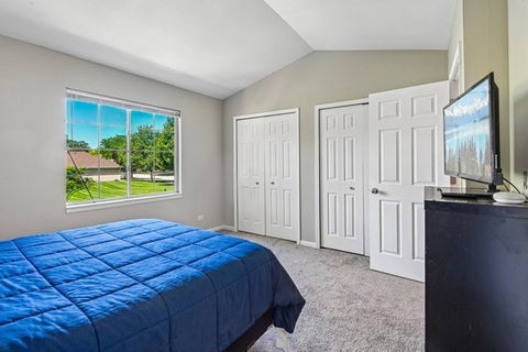 Tiny photo for 421 Lakeview Circle, Bolingbrook, IL 60440 (MLS # 12714795)
