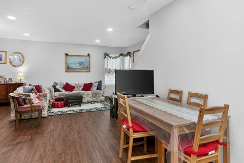 Tiny photo for 342 Ogden Falls Boulevard, Oswego, IL 60543 (MLS # 12611685)