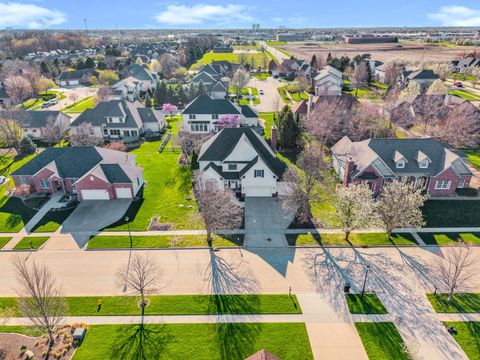 Tiny photo for 2106 Foxtail Road, Bloomington, IL 61704 (MLS # 12605095)