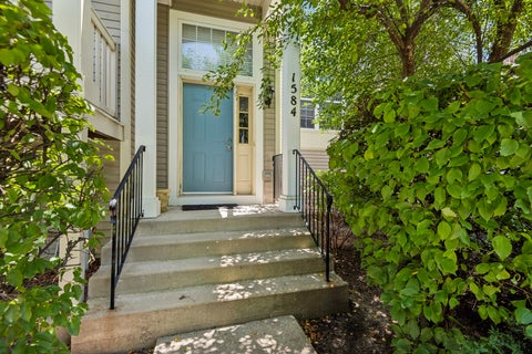 Tiny photo for 1584 Shire Court, Gurnee, IL 60031 (MLS # 12695432)
