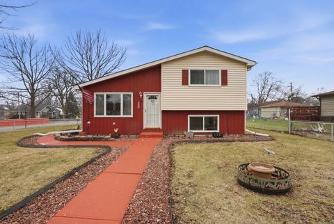 Photo of 538 N West Avenue, Elmhurst, IL 60126 (MLS # 12586596)