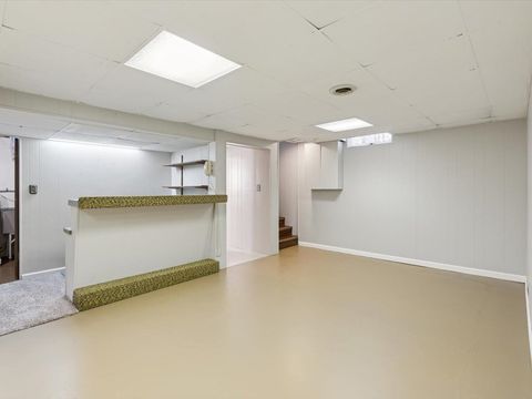 Tiny photo for 1456 W Garfield Street, Davenport, IA 52804 (MLS # 100000060)