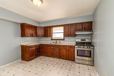 Tiny photo for 517 Koonce Road, Murphysboro, IL 62966 (MLS # 12549460)