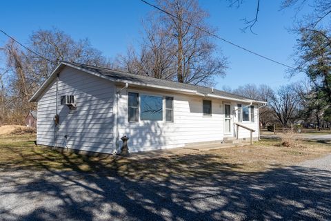 Tiny photo for 517 Koonce Road, Murphysboro, IL 62966 (MLS # 12549460)