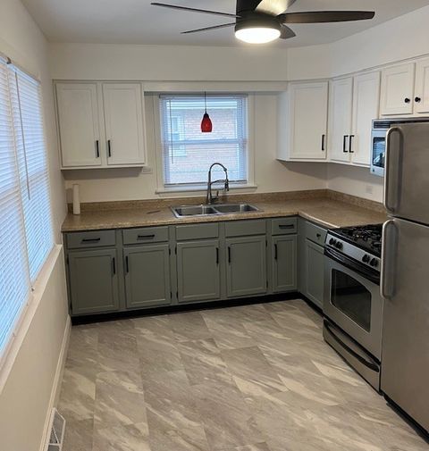 Tiny photo for 16165 Oxford Drive, Markham, IL 60428 (MLS # 12537206)