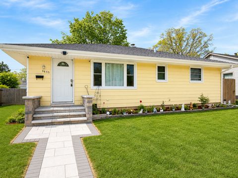 Photo of 2635 W Cheyenne Road, Waukegan, IL 60087 (MLS # 12642858)