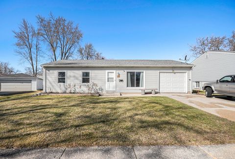 Tiny photo for 218 Mayfield Drive, Streamwood, IL 60107 (MLS # 12590460)