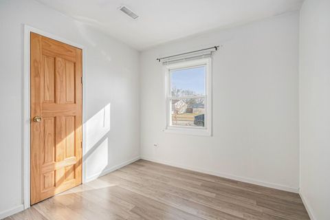 Tiny photo for 218 Mayfield Drive, Streamwood, IL 60107 (MLS # 12590460)