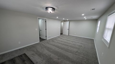 Tiny photo for 720 E Marion Street, Clinton, IL 61727 (MLS # 12612633)