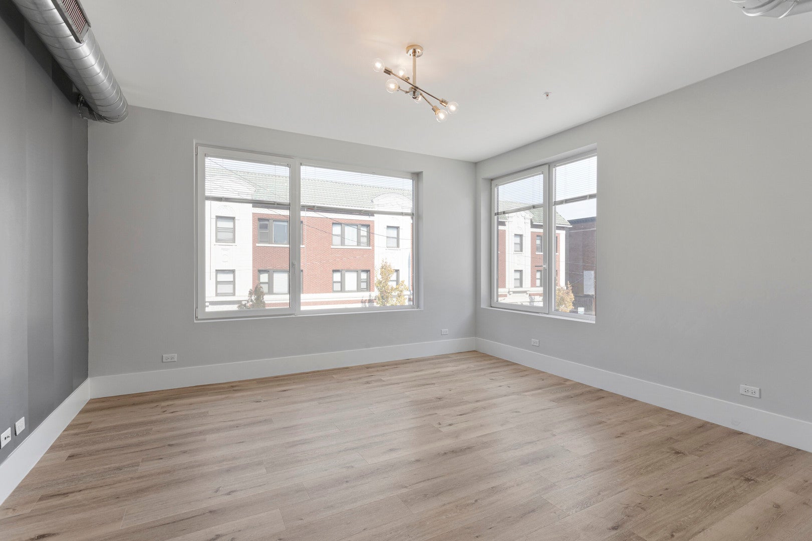 1531 W Howard Avenue 210