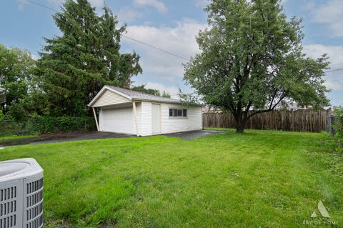 Tiny photo for 6127 W 79th Place, Burbank, IL 60459 (MLS # 12709240)
