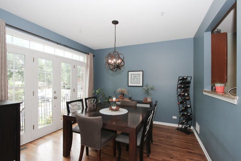 Tiny photo for 44 Lakebreeze Court, Lake Zurich, IL 60047 (MLS # 12735406)