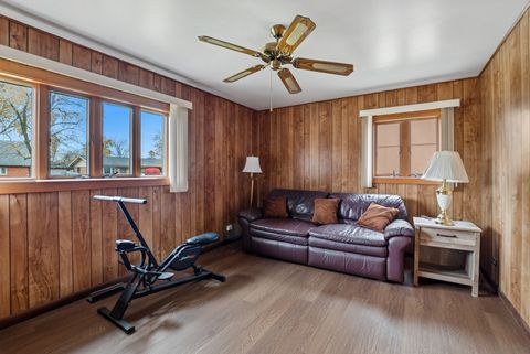 Tiny photo for 7101 Stanford Drive, Bridgeview, IL 60455 (MLS # 12519468)