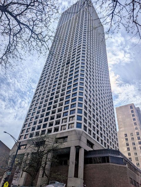 1030 N State Street 39L Chicago IL 60610