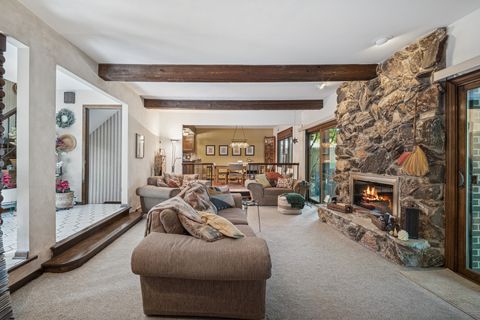 Tiny photo for 245 Little John Court, Bartlett, IL 60103 (MLS # 12485617)