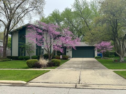Tiny photo for 245 Little John Court, Bartlett, IL 60103 (MLS # 12485617)