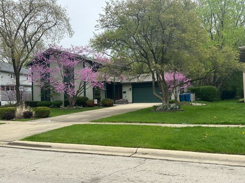 Tiny photo for 245 Little John Court, Bartlett, IL 60103 (MLS # 12485617)