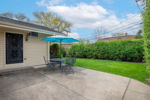 Tiny photo for 112 S Delphia Avenue, Park Ridge, IL 60068 (MLS # 12630512)