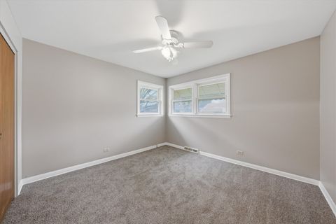 Tiny photo for 15201 Sunset Drive, Dolton, IL 60419 (MLS # 12620138)