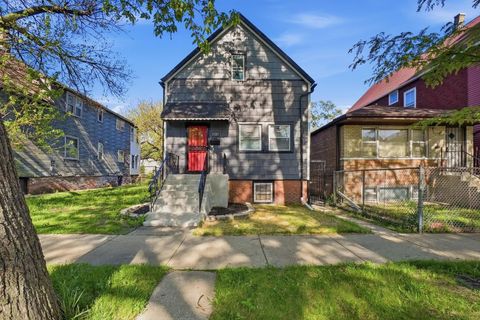 Photo of 5723 S Marshfield Avenue, Chicago, IL 60636 (MLS # 12655746)