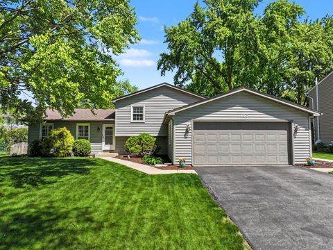 Tiny photo for 405 Carriage Hill Road, Naperville, IL 60565 (MLS # 12645693)