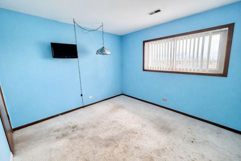 Tiny photo for 7925 Paxton Avenue #3B, Tinley Park, IL 60477 (MLS # 12612146)