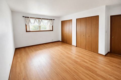 Tiny photo for 7925 Paxton Avenue #3B, Tinley Park, IL 60477 (MLS # 12612146)