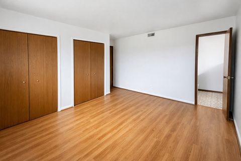 Tiny photo for 7925 Paxton Avenue #3B, Tinley Park, IL 60477 (MLS # 12612146)