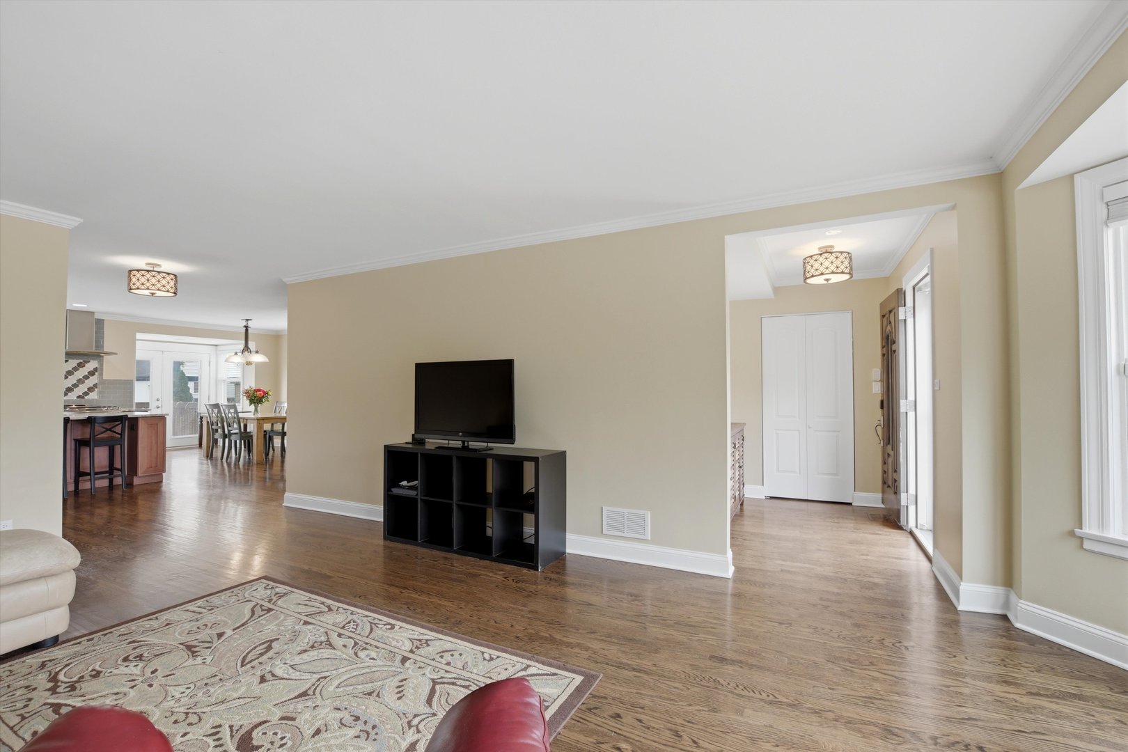 1601 S Ashland Avenue