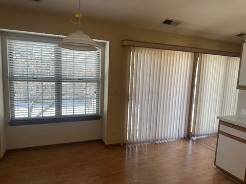 Tiny photo for 12 TRUMAN Court #B, Streamwood, IL 60107 (MLS # 12550289)