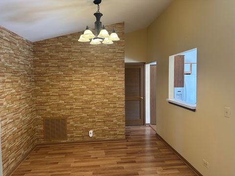 Tiny photo for 12 TRUMAN Court #B, Streamwood, IL 60107 (MLS # 12550289)