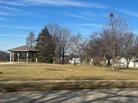 Tiny photo for 12 TRUMAN Court #B, Streamwood, IL 60107 (MLS # 12550289)