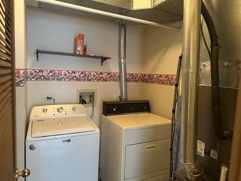 Tiny photo for 12 TRUMAN Court #B, Streamwood, IL 60107 (MLS # 12550289)