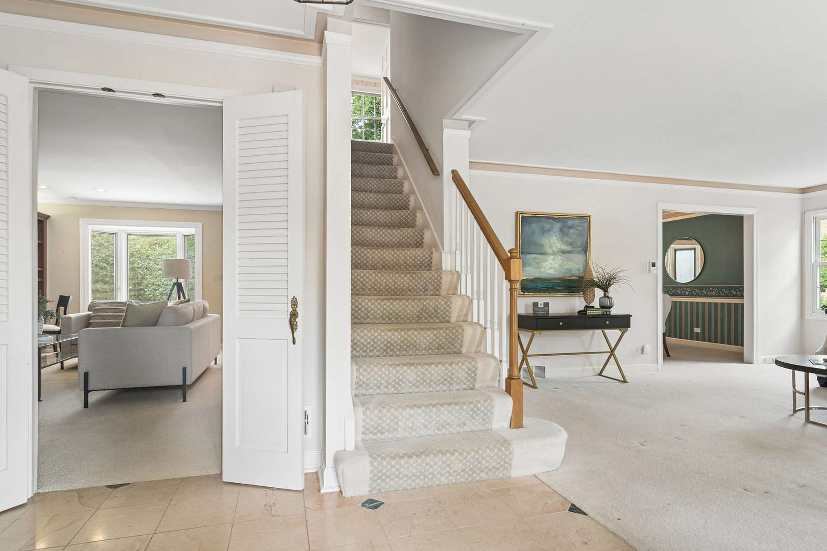 572 E Monterey Road