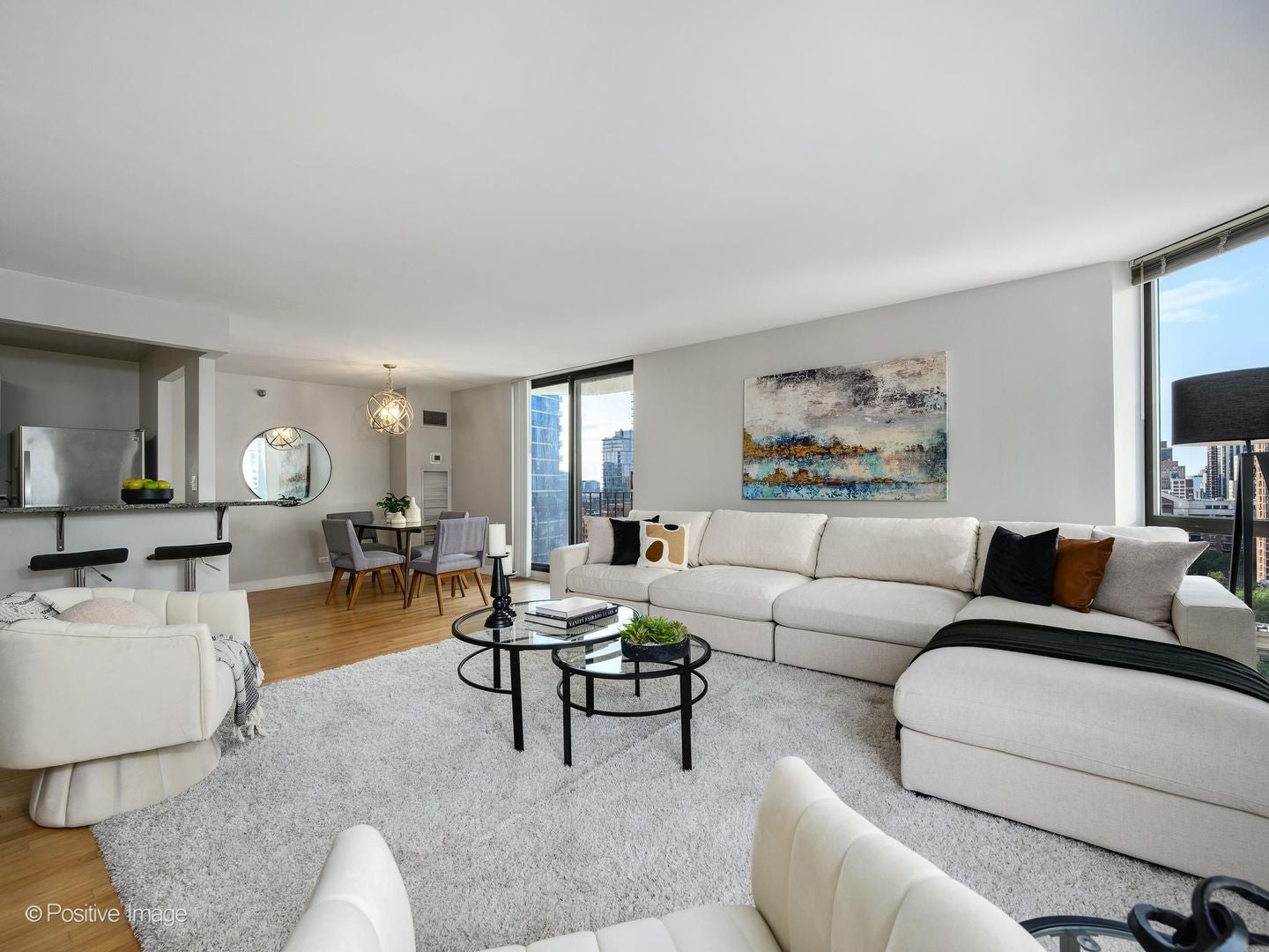70 W Huron Street 1602