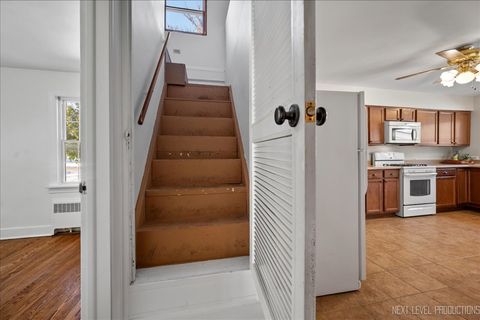 Tiny photo for 1326 Elm Street, St. Charles, IL 60174 (MLS # 12534859)