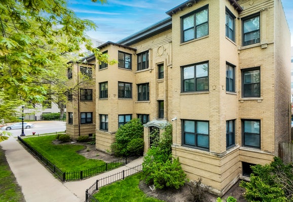 6931 N LAKEWOOD AVE APT G, CHICAGO, IL 60626 - Image c134ba7624e5b5db3b5aa2d5a11f6ffd/1842091577