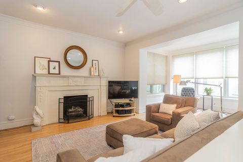 Tiny photo for 912 W Margate Terrace #2, Chicago, IL 60640 (MLS # 12473606)