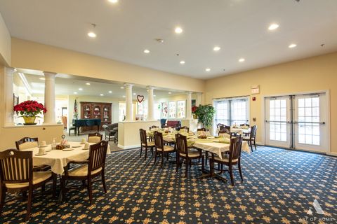 Tiny photo for 801 N McLean Boulevard #324, Elgin, IL 60123 (MLS # 12566083)