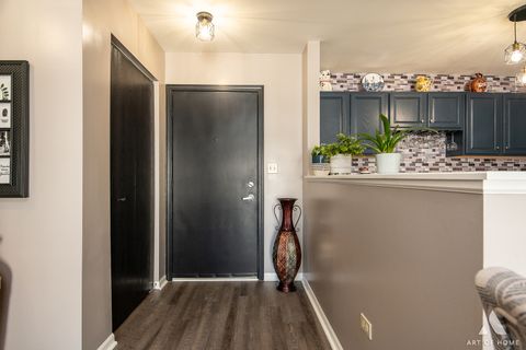 Tiny photo for 801 N McLean Boulevard #324, Elgin, IL 60123 (MLS # 12566083)