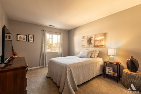 Tiny photo for 801 N McLean Boulevard #324, Elgin, IL 60123 (MLS # 12566083)