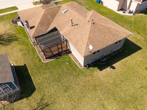 Tiny photo for 16527 Orange Avenue, Orland Park, IL 60467 (MLS # 12621576)