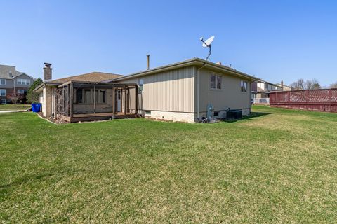 Tiny photo for 16527 Orange Avenue, Orland Park, IL 60467 (MLS # 12621576)