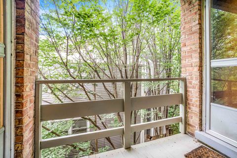 Tiny photo for 4856 N Paulina Street #3W, Chicago, IL 60640 (MLS # 12473495)