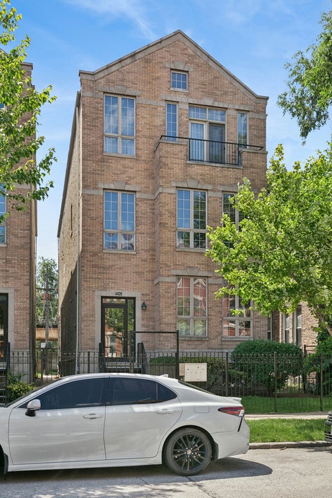 Tiny photo for 4426 S Calumet Avenue, Chicago, IL 60653 (MLS # 12756762)