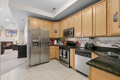 Tiny photo for 4426 S Calumet Avenue, Chicago, IL 60653 (MLS # 12756762)