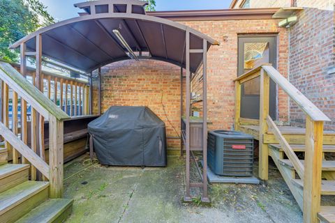 Tiny photo for 11017 S Campbell Avenue, Chicago, IL 60655 (MLS # 12490109)
